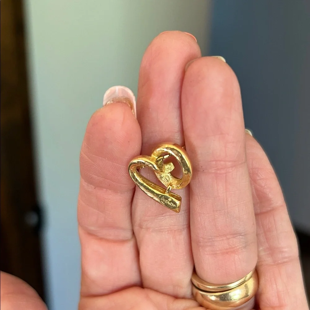Givenchy Gold Intertwined Heart Necklace - Picture 6 of 9